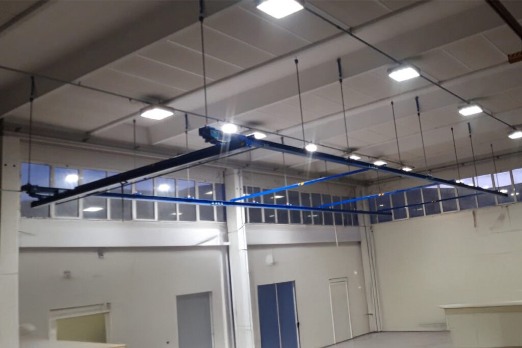 Carroponte doppio con portata massima di 1000 kg con traslazione disponibile a spinta o motorizzata